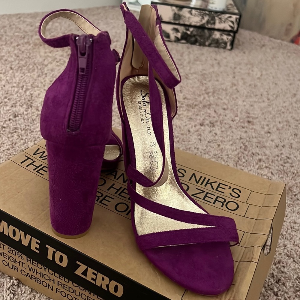 Italian purple leather shoes